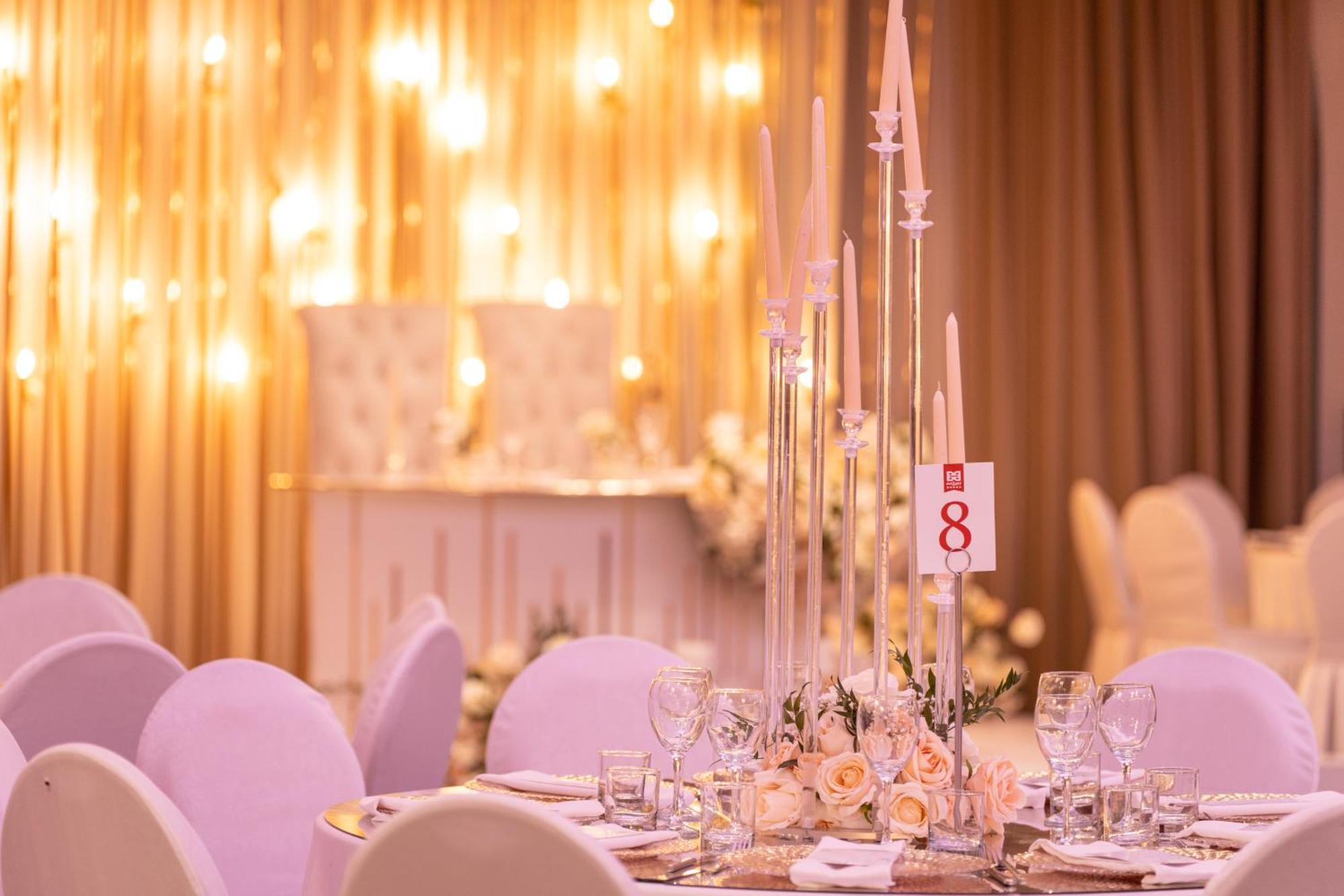 Hotel Dukagjini Печ Екстериор снимка